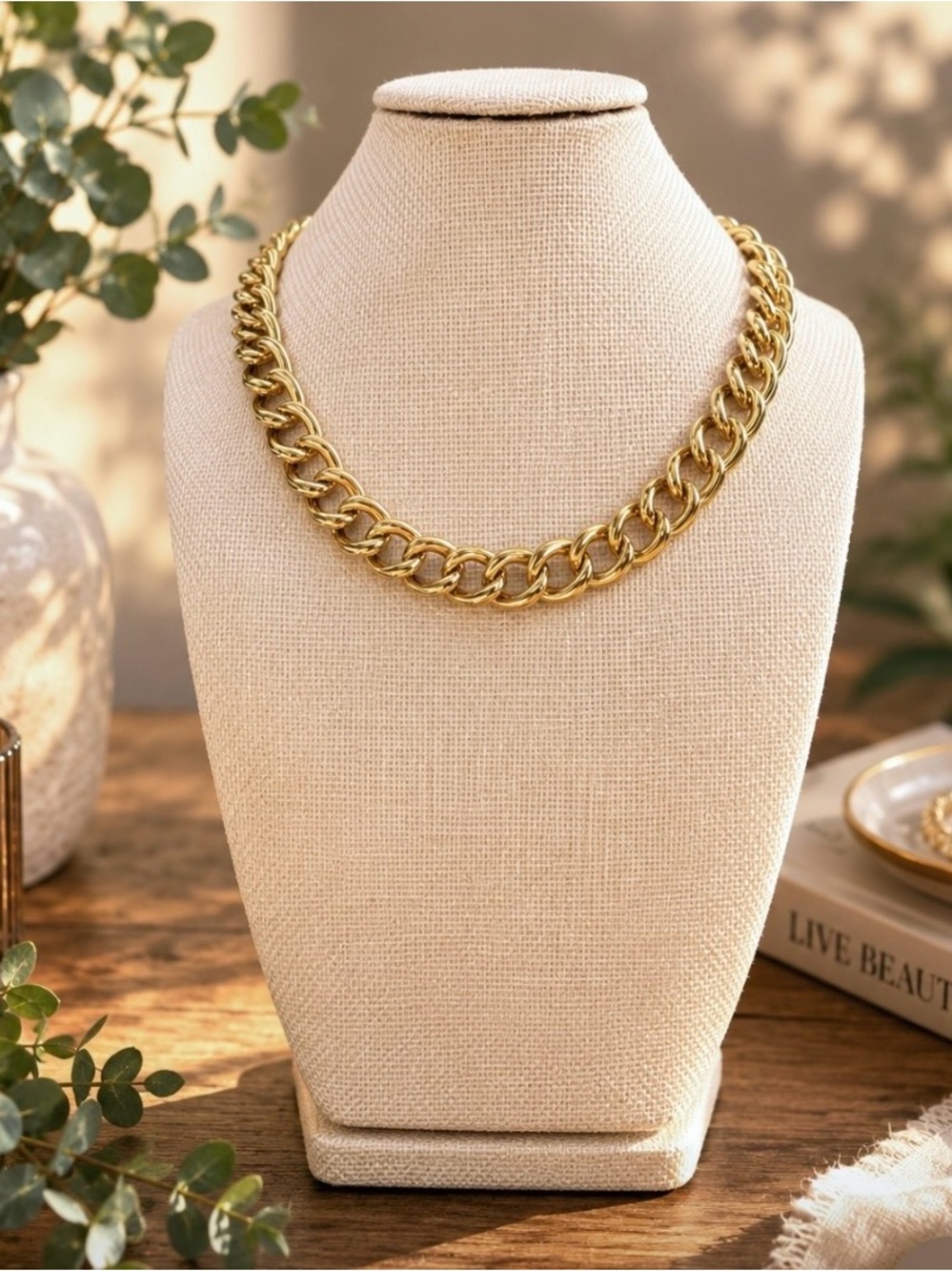 GIVENCHY Vintage Gold Chunky Curb Chain Necklace - Picture 1 of 8